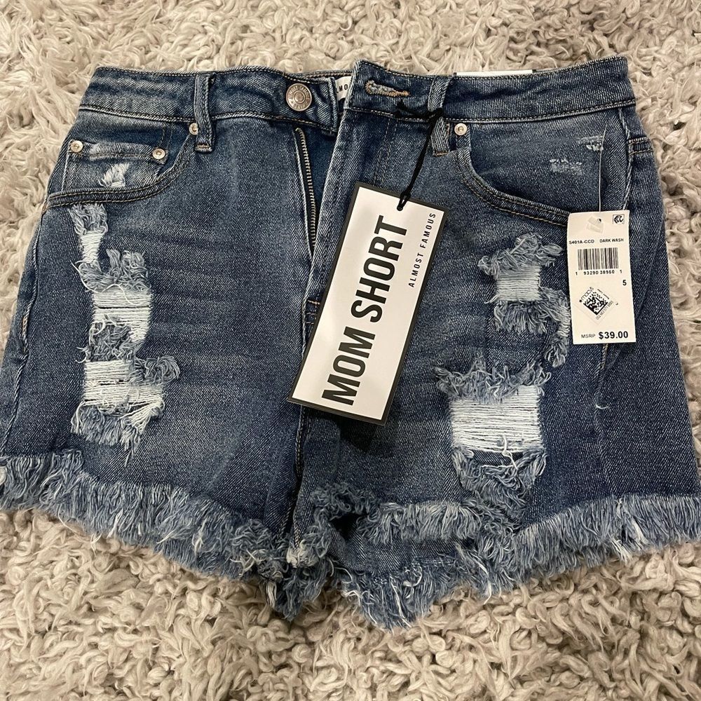 Mom shorts size 5!